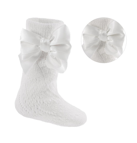 White pelerine socks